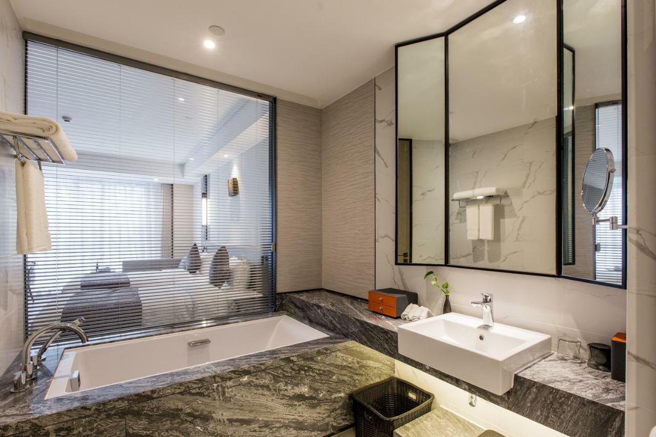 Howard Johnson By Wyndham Life Zhuoyuan Νινγκμπό Εξωτερικό φωτογραφία