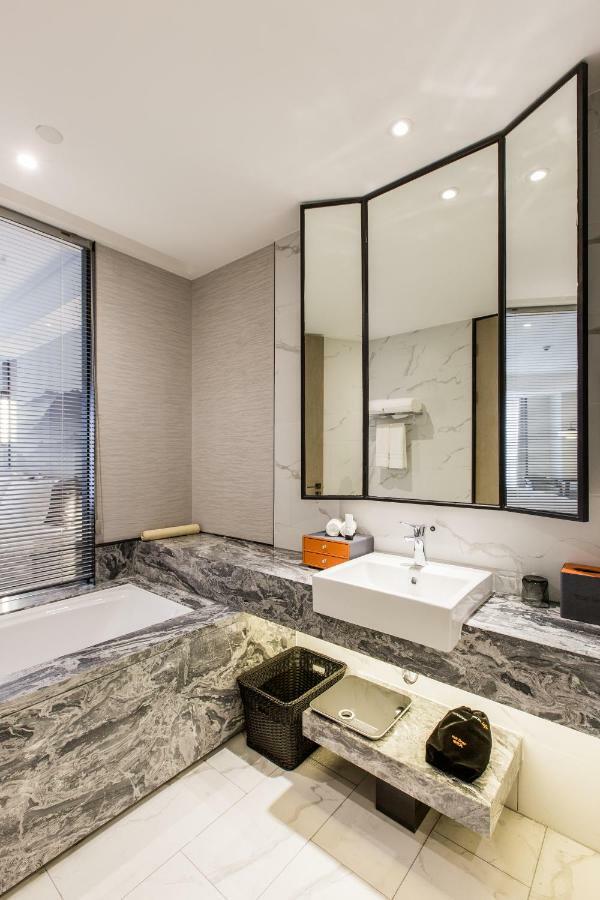 Howard Johnson By Wyndham Life Zhuoyuan Νινγκμπό Εξωτερικό φωτογραφία