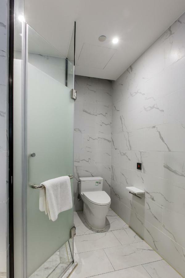 Howard Johnson By Wyndham Life Zhuoyuan Νινγκμπό Εξωτερικό φωτογραφία