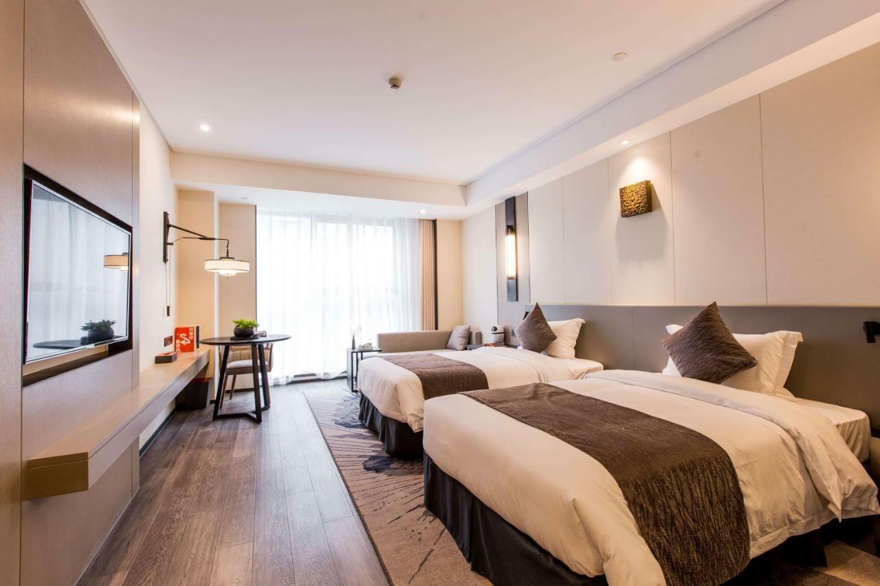 Howard Johnson By Wyndham Life Zhuoyuan Νινγκμπό Εξωτερικό φωτογραφία