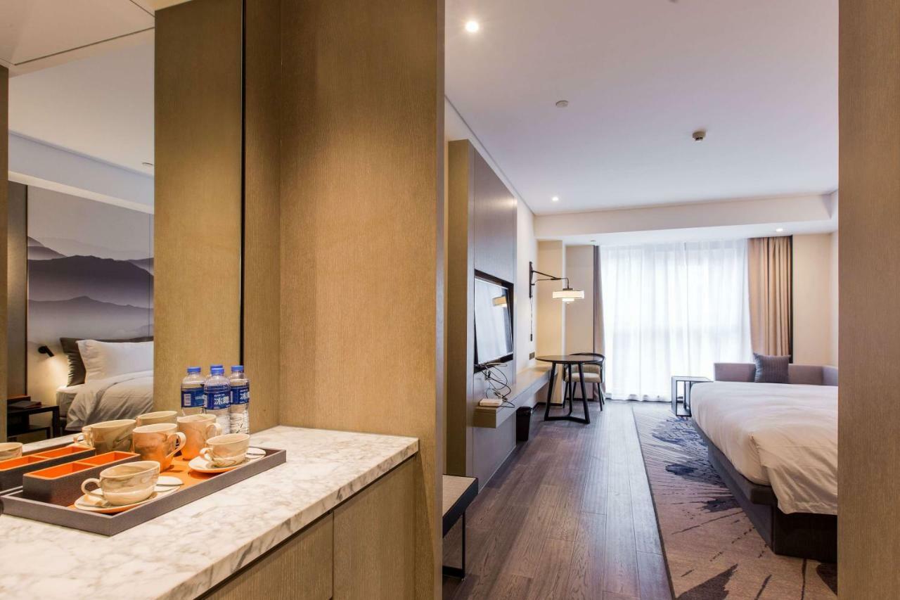 Howard Johnson By Wyndham Life Zhuoyuan Νινγκμπό Εξωτερικό φωτογραφία